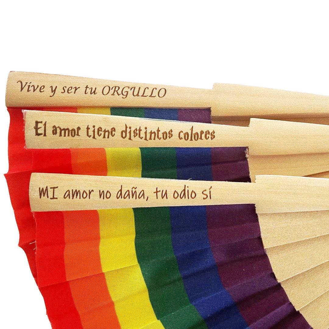 Abanico Personalizado tela Arcoíris y madera, grabado en varilla día Orgullo Gay LGTBIQ