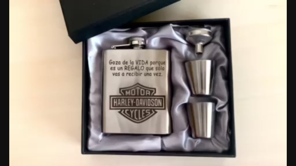 Personalized 207ml Hip Flask | With 2 Glasses and Funnel