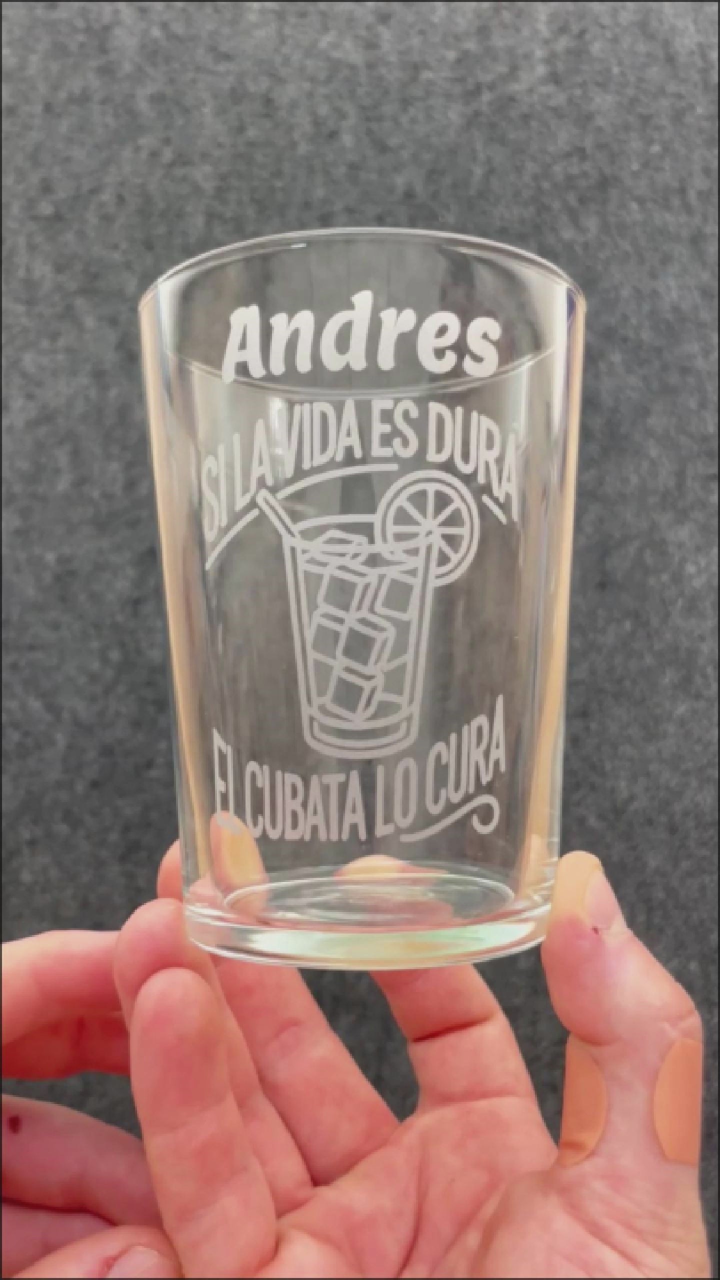 Vaso cubata personalizado - Diseño "Si la vida es dura el cubata lo cura"
